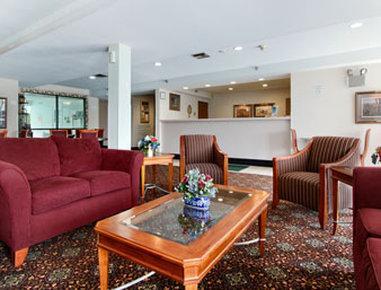 Super 8 By Wyndham Hotel 2*